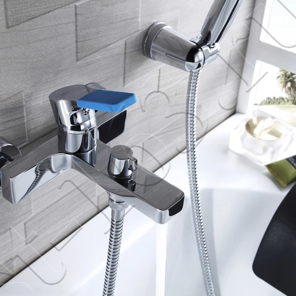Смеситель Lemark Aura LM0614C для ванны
